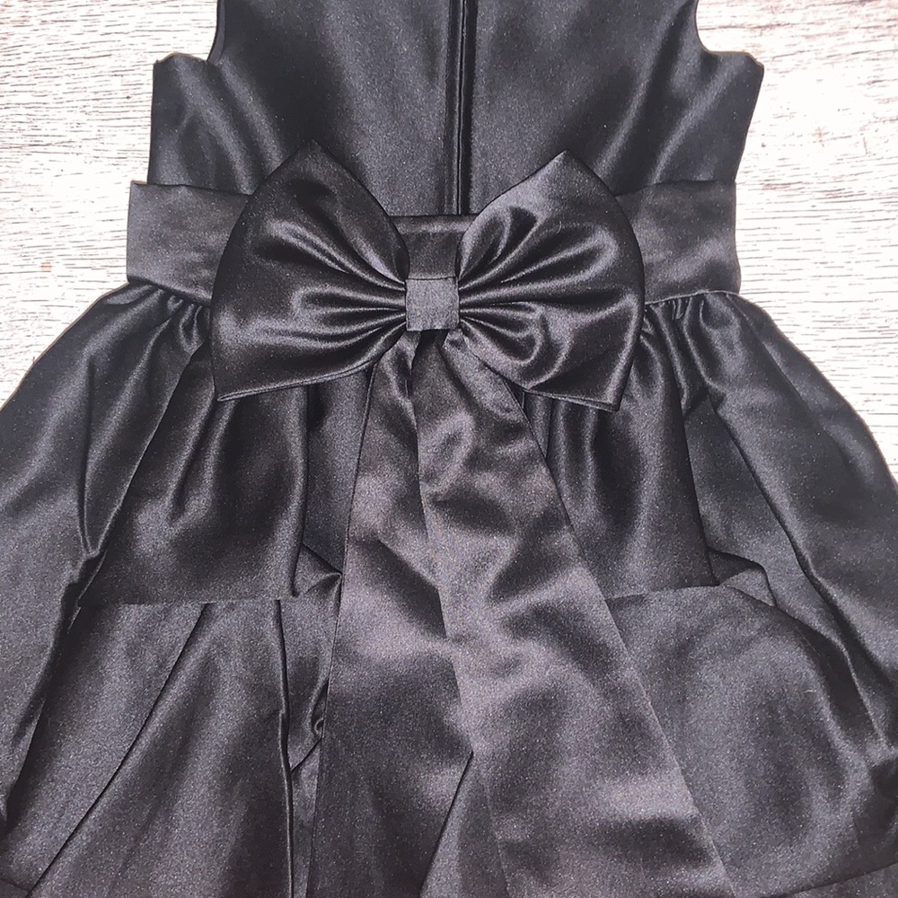 Girls Satiny Ruffled Dress - Picture 4 of 6